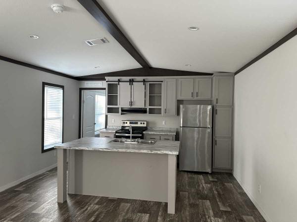 2022 Skyline 0250SKPLH-1660-22001 (ROYAL) Manufactured Home