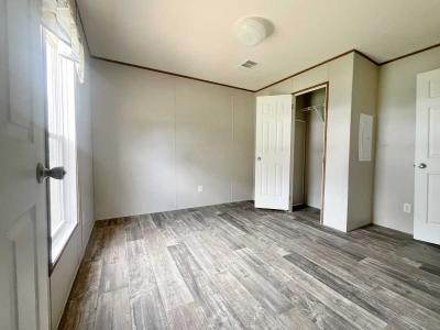 Photo 5 of 8 of home located at 36323 Shady Oaks Dr Dade City, FL 33525
