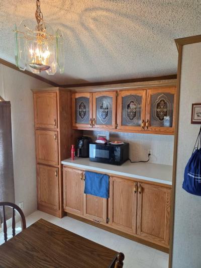Photo 3 of 8 of home located at 2827 Park Place Bay City, MI 48706
