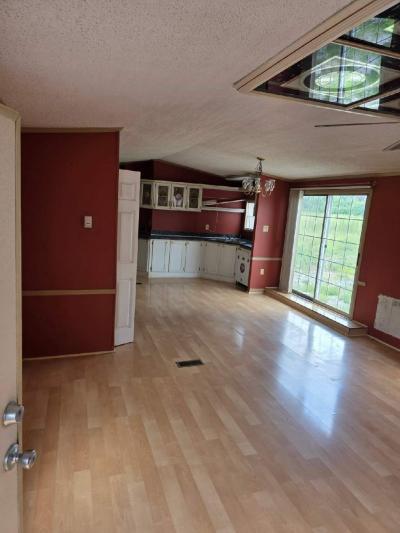 Photo 3 of 22 of home located at 175 Belcher Rd Sweetwater, TN 37874