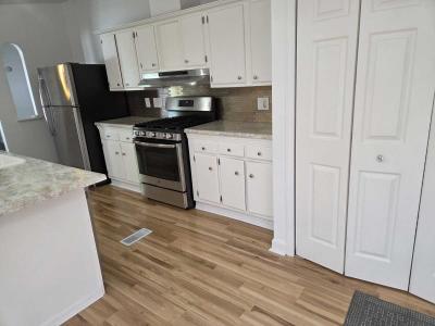 Photo 5 of 9 of home located at 8582 W Rose Bud Drive Pendleton, IN 46064
