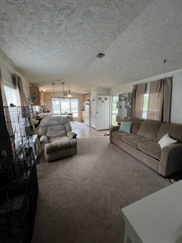 2005 Mobile Home