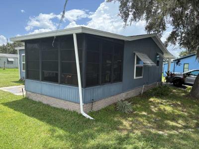 Photo 5 of 28 of home located at 703 Putter Ct Plant City, FL 33565