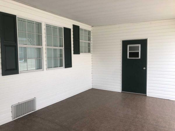 2000 2BA/2BA Mobile Home