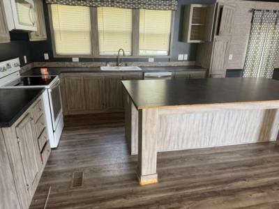 Photo 5 of 23 of home located at 300 Delee Cir Dorchester, SC 29437