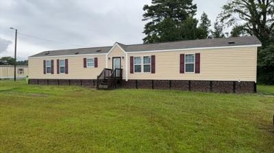 Photo 1 of 14 of home located at 510 Carolina Rest Home Rd Roanoke Rapids, NC 27870