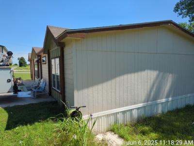 Mobile Home at 16342 W Wilshire Blvd Yukon, OK 73099
