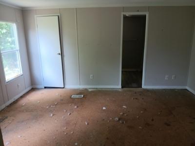 Photo 5 of 6 of home located at 649 Jade Ct Clinton, TN 37716