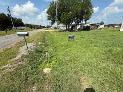 Mobile Home at 1083 Eunice Rd Saint Martinvil, LA 70582