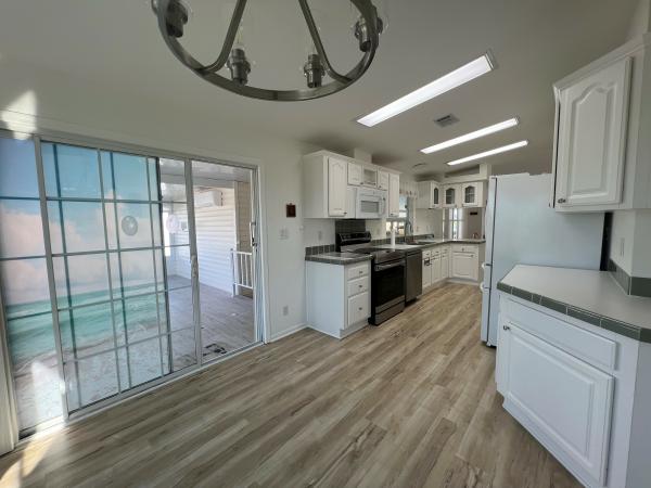 2002 Skyline HS Mobile Home