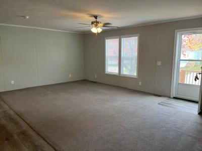 Photo 3 of 14 of home located at 1746 Meadowbrook Monroe, MI 48161