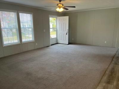 Photo 4 of 14 of home located at 1746 Meadowbrook Monroe, MI 48161