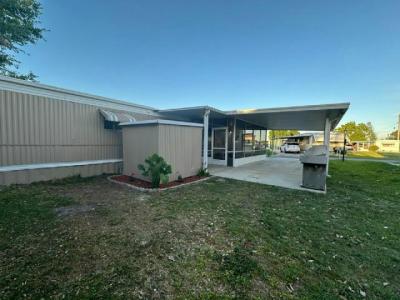 Photo 5 of 5 of home located at 3 Stebbins Drive Winter Haven, FL 33884