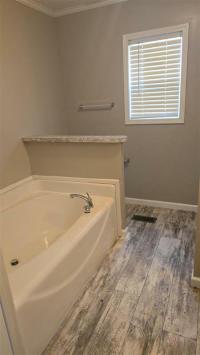 2020 Clayton Homes Inc Community Series Mobile Home