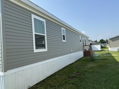 Photo 4 of 9 of home located at 9759 Aspen Lane Ypsilanti, MI 48198