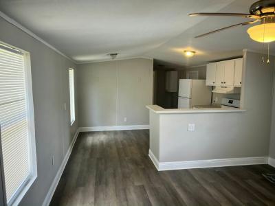 Photo 2 of 14 of home located at 63 Tower Manor Cir E Auburndale, FL 33823