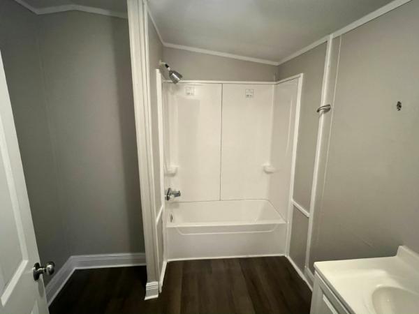 2000 SCHU Unknown  Home