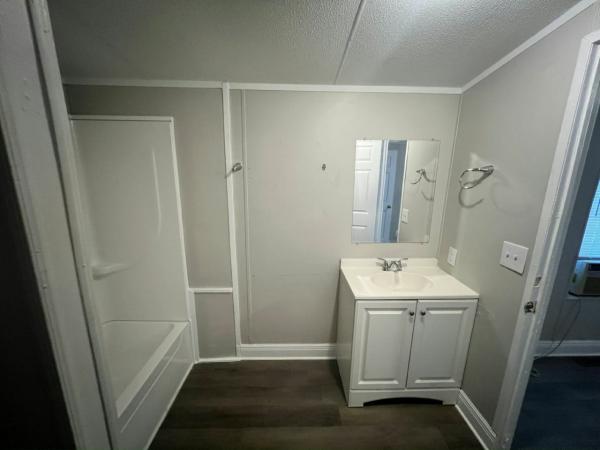 2000 SCHU Unknown  Home