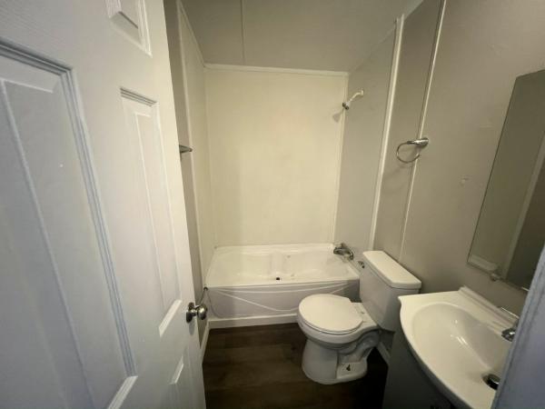 2000 SCHU Unknown  Home