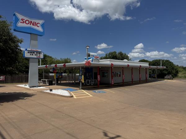 2022 31IND16663CH22  Home