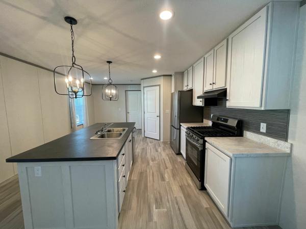 2025 Clayton Homes Inc Pulse Mobile Home