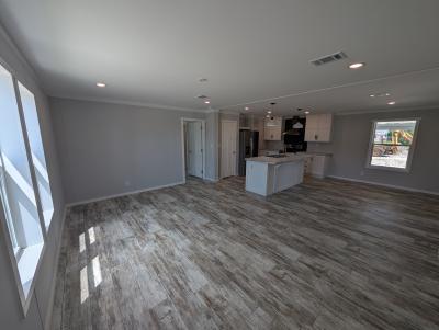 Photo 3 of 37 of home located at 113 Belleza Blvd Edgewater, FL 32141