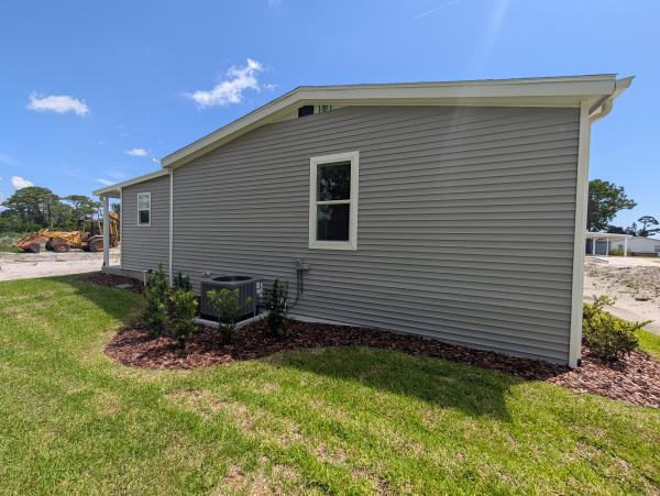 2025 Palm Harbor 340CS28482A Mobile Home