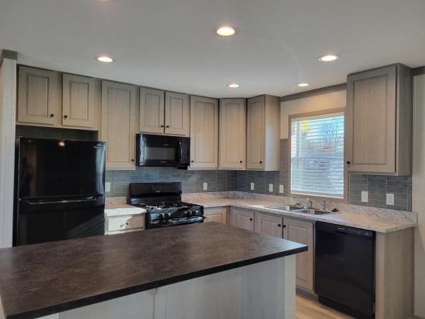 Photo 1 of 2 of home located at 3617 N. Grand Ave E., Lot #179 Springfield, IL 62702