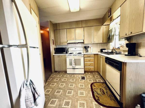 Rama FLMHS CC OXFORD Mobile Home