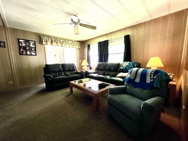 Rama FLMHS CC OXFORD Mobile Home