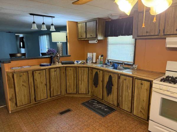 1982 Manufactured Home