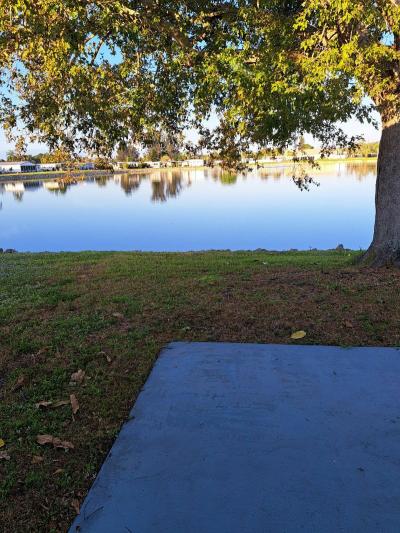 Photo 2 of 19 of home located at 620 57th Avenue West Bradenton, FL 34207