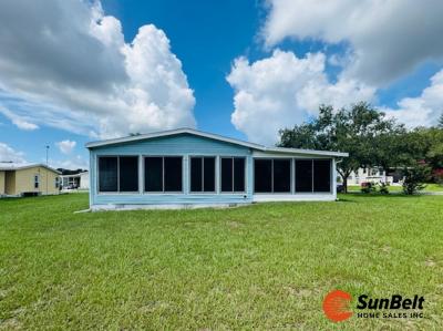 Photo 4 of 68 of home located at 9701 E Hwy 25 Lot 227 Belleview, FL 34420
