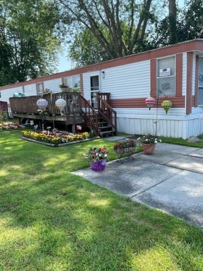 Photo 2 of 7 of home located at 22051 Duvalle Romulus, MI 48174