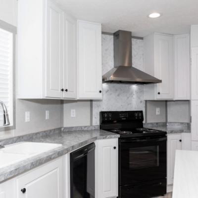 Photo 4 of 13 of home located at 27 Crestwood Drive #0068 Middletown, IN 47356