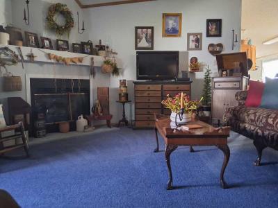 Photo 2 of 6 of home located at 188 W Cedar Street Palmyra, PA 17078