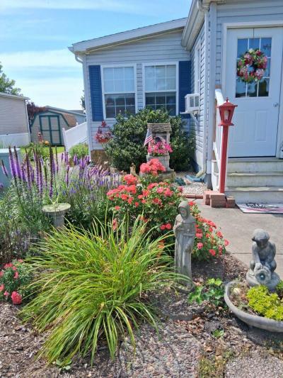 Photo 1 of 6 of home located at 188 W Cedar Street Palmyra, PA 17078