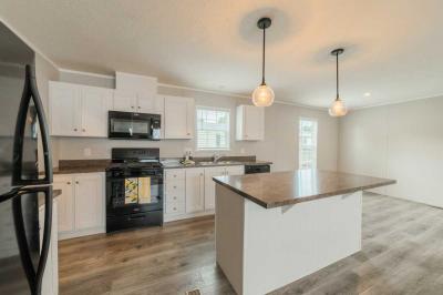 Photo 5 of 26 of home located at 30 Sara Dr Hastings, NE 68901