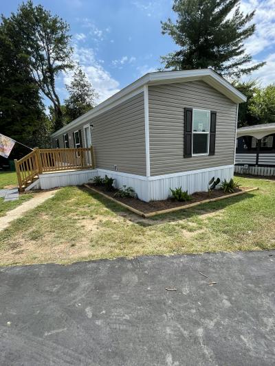 Mobile Home at 205 Esplande St Charlotte, NC 28262