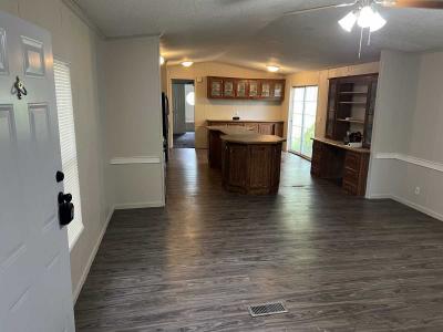 Photo 4 of 13 of home located at 1400 Cleveland Rd #14 Colona, IL 61241