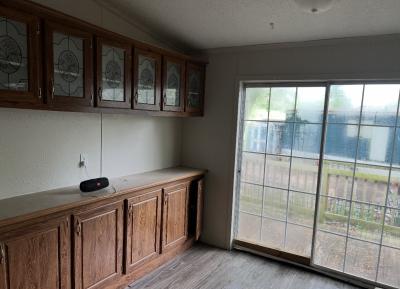Photo 5 of 13 of home located at 1400 Cleveland Rd #14 Colona, IL 61241