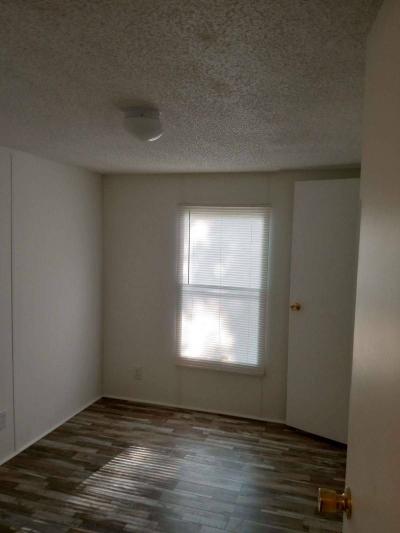 Photo 5 of 8 of home located at 52 Cypress Ln Reeds Spring, MO 65737