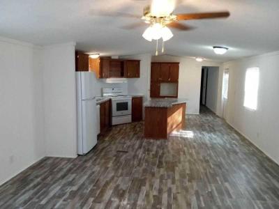 Photo 4 of 8 of home located at 52 Cypress Ln Reeds Spring, MO 65737