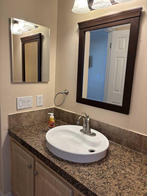1999 Manufactured Home