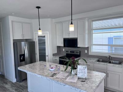 Photo 3 of 13 of home located at 1445 W. Florida Ave Sp#80 Hemet, CA 92543