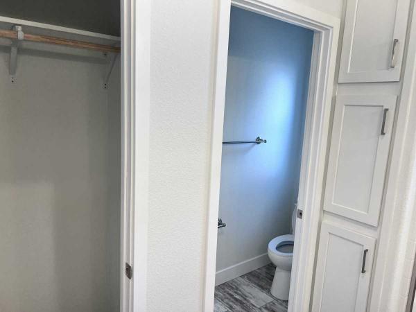 2024 Fleetwood 220C024523L Manufactured Home