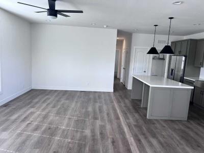 Photo 3 of 13 of home located at 1445 W. Florida Ave Sp#32 Hemet, CA 92543