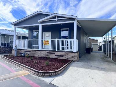 Photo 1 of 13 of home located at 1445 W. Florida Ave Sp#32 Hemet, CA 92543