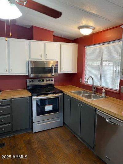 Photo 3 of 10 of home located at 9427 E. University Dr #48 Mesa, AZ 85207