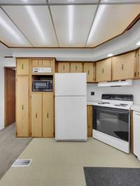 1981 Windsor 2BR CCKFB 1 3/4BA Manufactured Home